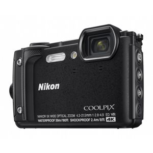 Nikon COOLPIX W300 černý Holiday sada